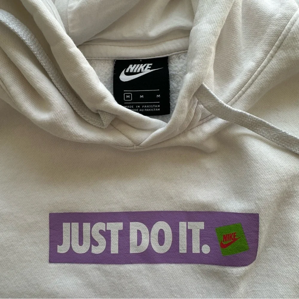 Nike‎ Pullover Hoodie Sweatshirt White Purple Logo Cotton Men’s Size Medium